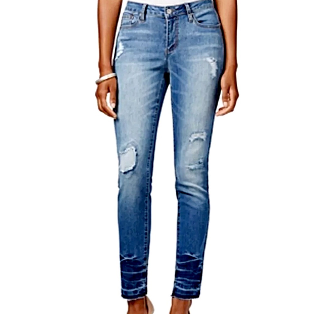 - Earl Jeans Sz 2  Distressed Frayed Hem Jeans! NEW!